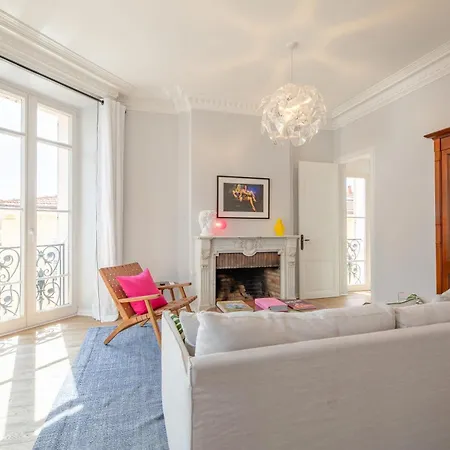 La Guitare 33 - Nice And Spacious 1br In Center Of Cannes, Right Behind Grand Cannes