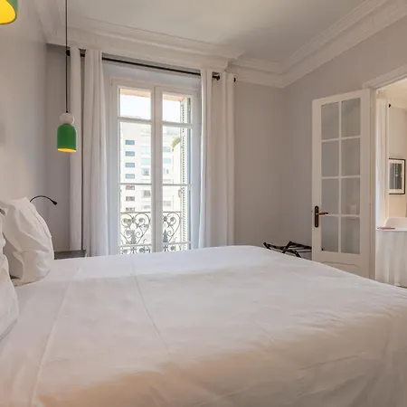 La Guitare 33 - Nice And Spacious 1br In Center Of Cannes, Right Behind Grand Apartment